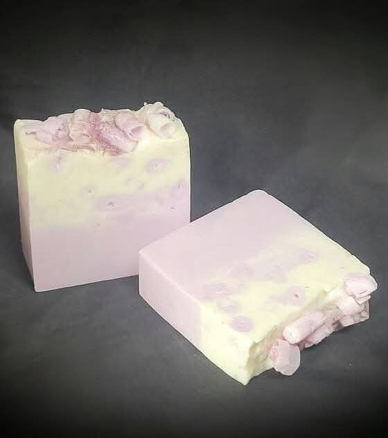 Lavender, Sandalwood, & Organic Oatmeal Soap Bar
